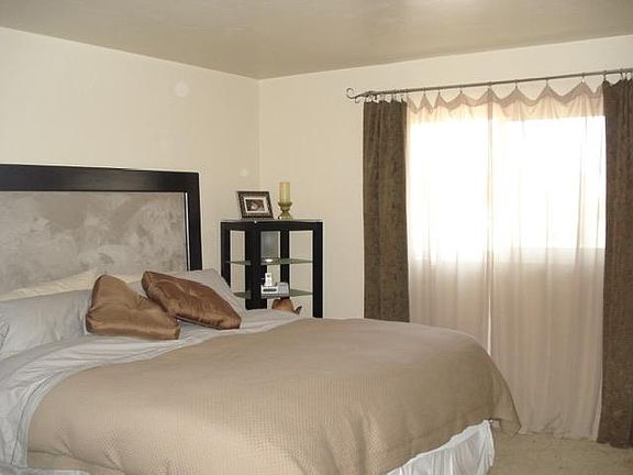 5th image of 5004 Los Morros Way