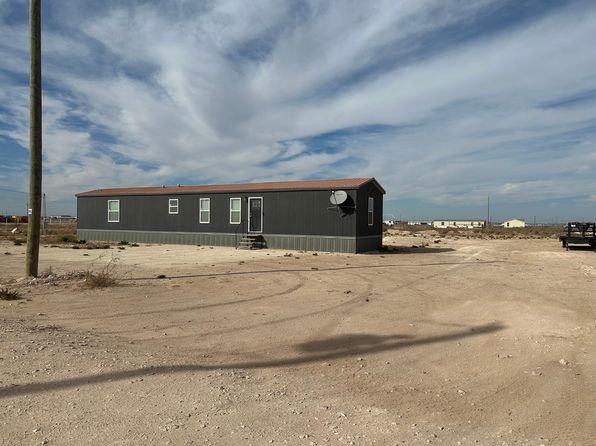 15620 W Christine St