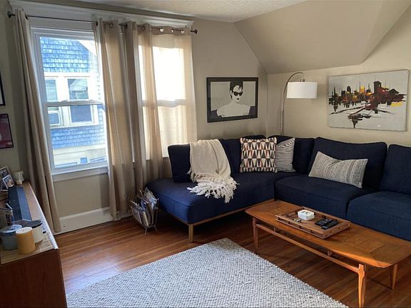 2nd image of 121 W Elm St