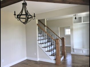 49 Le Fevre Ln, New Paltz, NY 12561