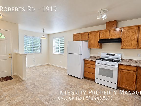 4th image of 1919 Roberts Rd #1919