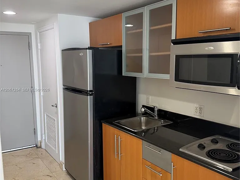 1750 N Bayshore Dr #2308 — Photo 3
