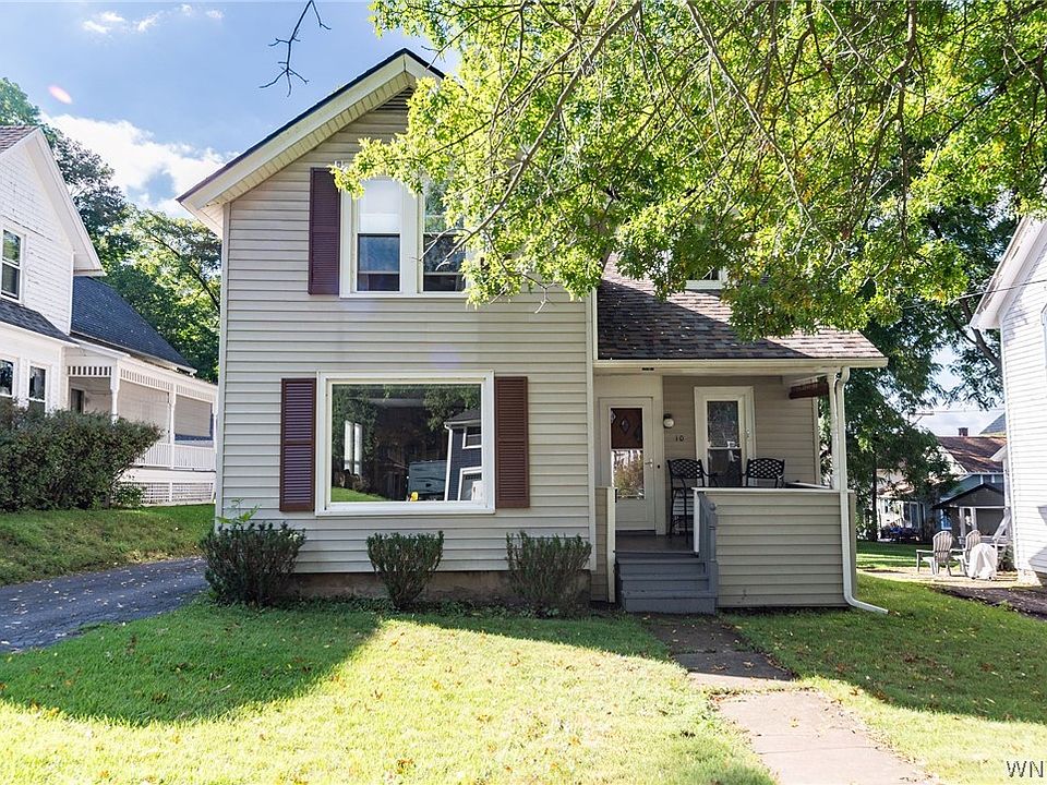 1st image of 10 Farman St