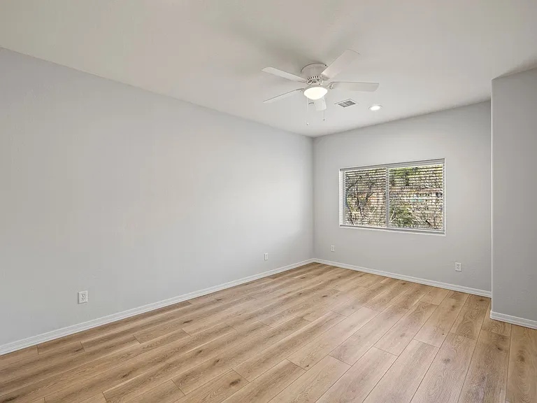 Cala Luxury Apartments — Photo 46
