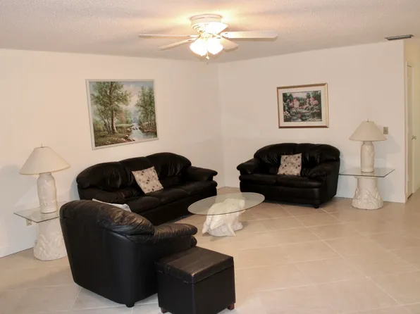8 Lake Vista Trail #201, Port St Lucie, FL 34952