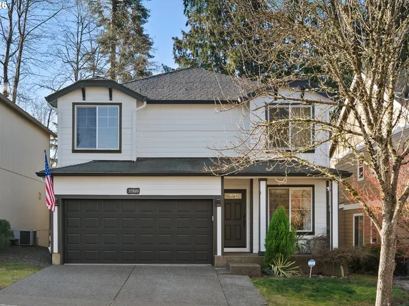 37810 Hamilton Ridge Dr, Sandy, OR 97055