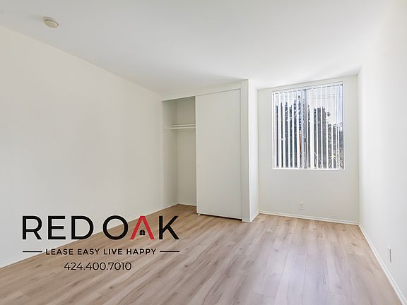 4th image of 300 W Avenue 37 #211