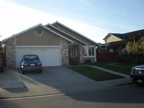 5th image of 669 Chaucer Ln