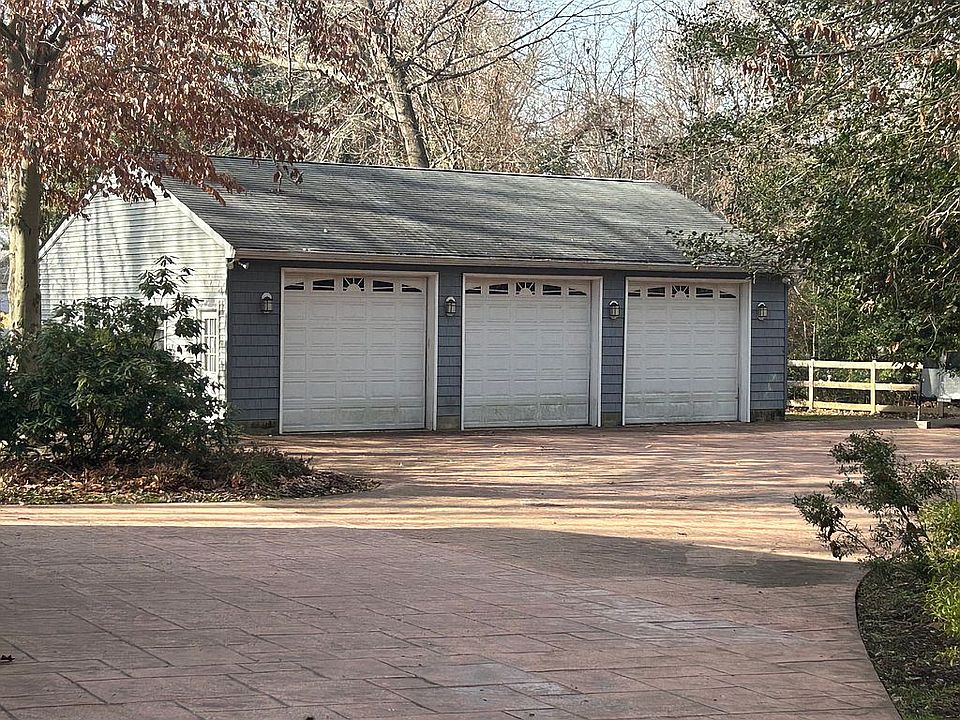 3 car/shop detached garage