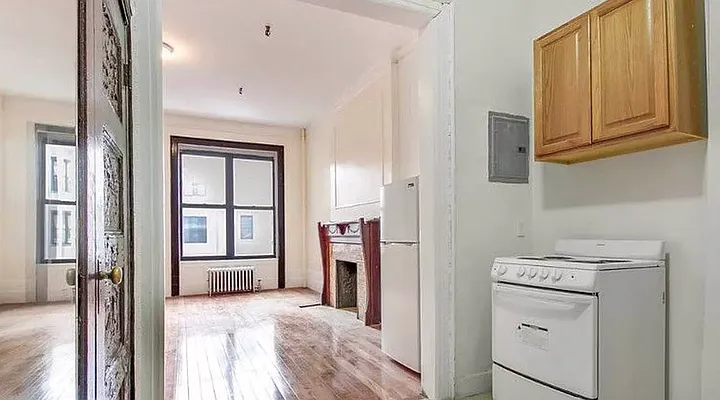 Rented by Level Group | media 16