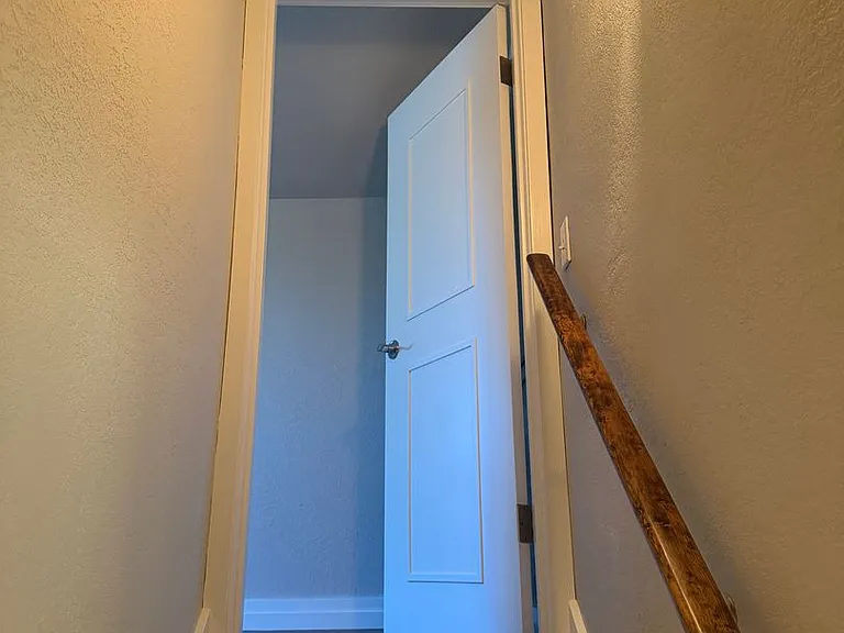 1331 G St — Photo 34