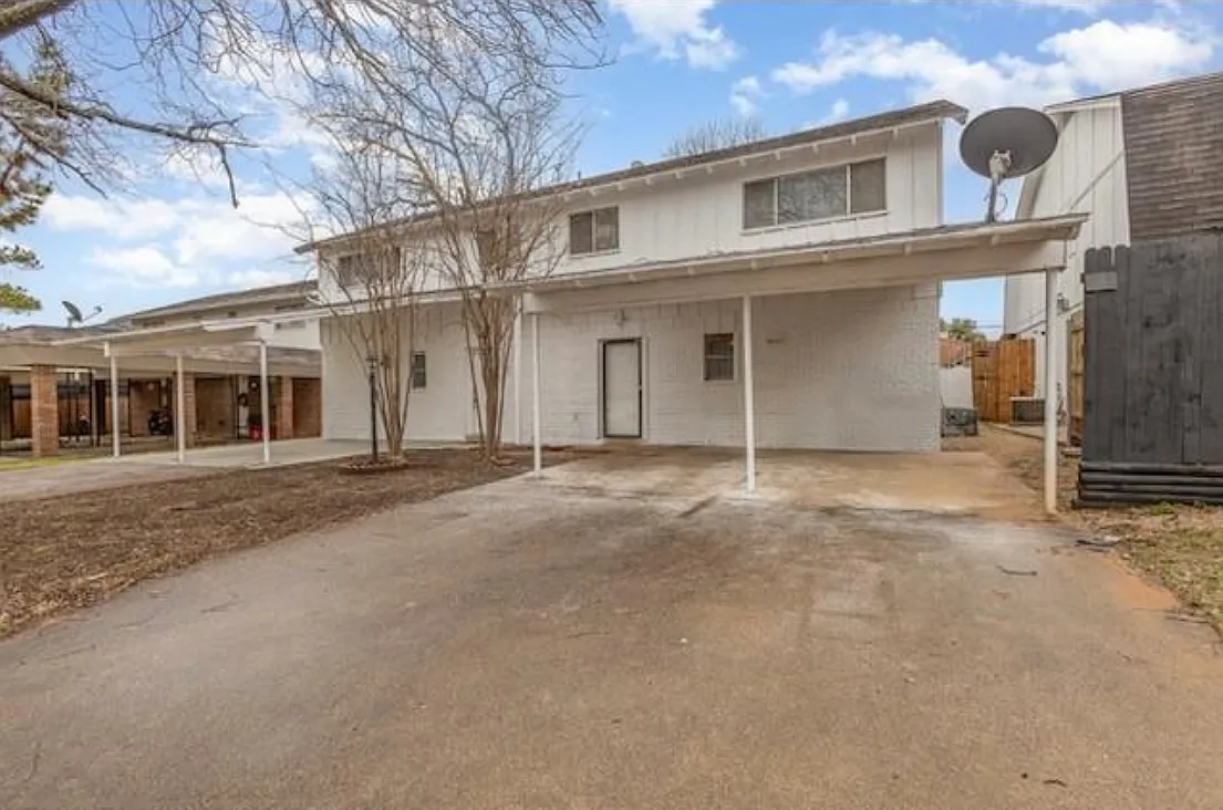 5 bed, 1500 sqft, $3,500 — Photo 2