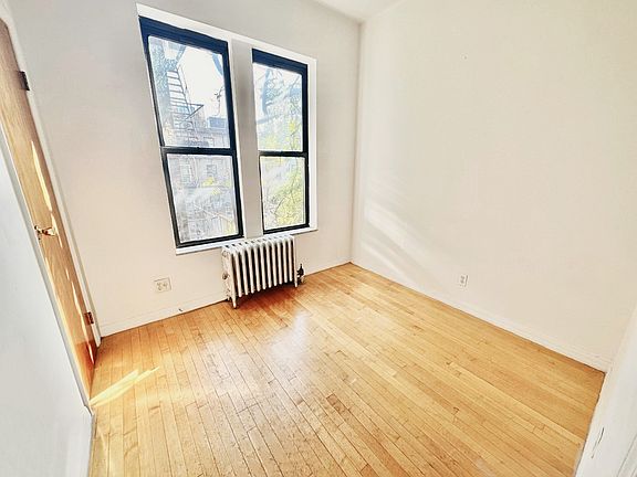 4th image of 126 Saint Marks Pl APT 8