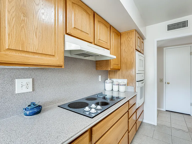 12611 W Keystone Dr — Photo 13
