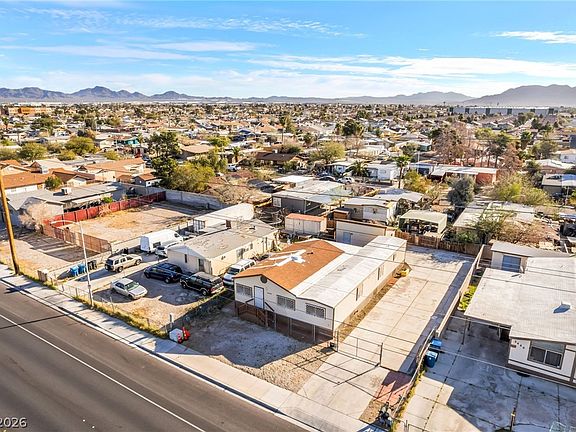 3rd image of 3490 N Pecos Rd