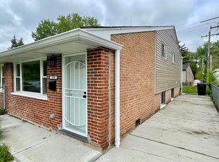 538 E 134th St, Chicago, IL 60827