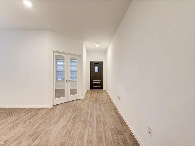 1309 Coco Ray Ln — Photo 8