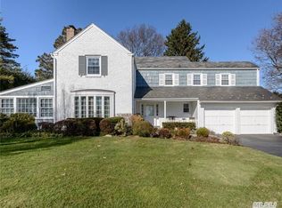 169 Kensett Rd, Manhasset, NY 11030