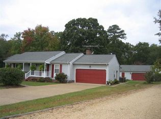 3197 Providence Rd, Hayes, VA 23072