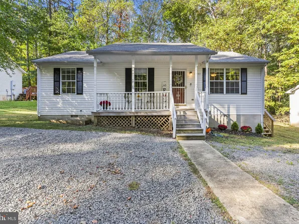 11543 Wolf Howl Ln, Lusby, MD 20657