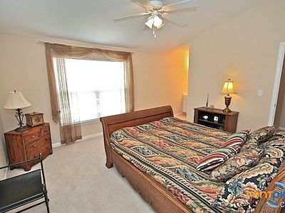 4th image of 6832 N Bedford Ave