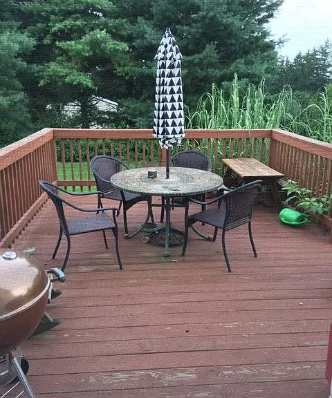 Huge deck