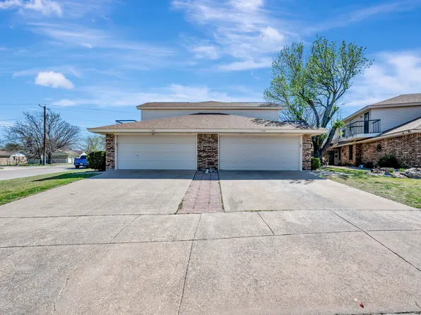 132 Myers Dr, White Settlement, TX 76108