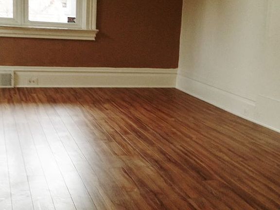 3rd image of 725 N Euclid Ave #1
