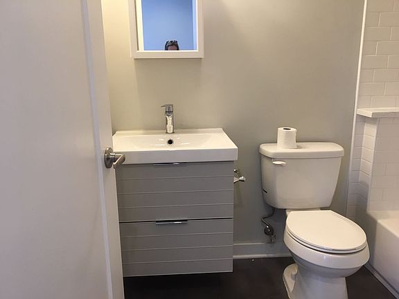 3rd image of 5021 Pentridge St #6