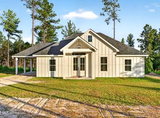 1042 Savannah Millard Rd, Poplarville, MS 39470