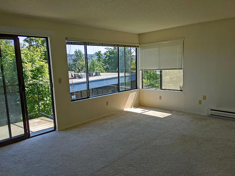 1738 Dexter Ave N #4 — Photo 17