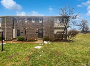 12314 Rossridge Ct, Saint Louis, MO 63146