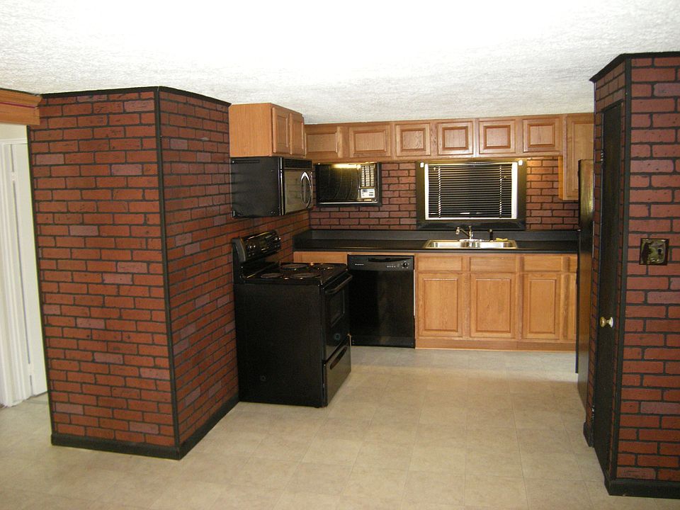 2nd image of 2312 Diggs Rd