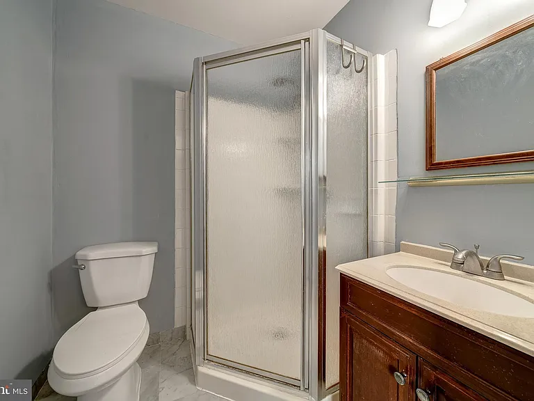 8593 Burlington Ct — Photo 21