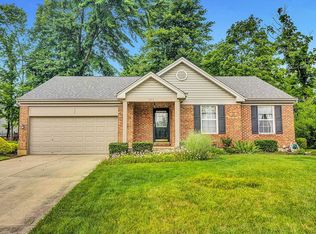 1586 Creekside Rd, Amelia, OH 45102