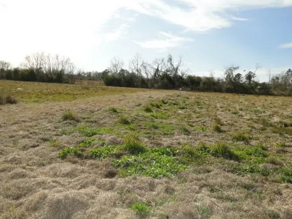 5566 Mott Rd, Vinton, LA 70668