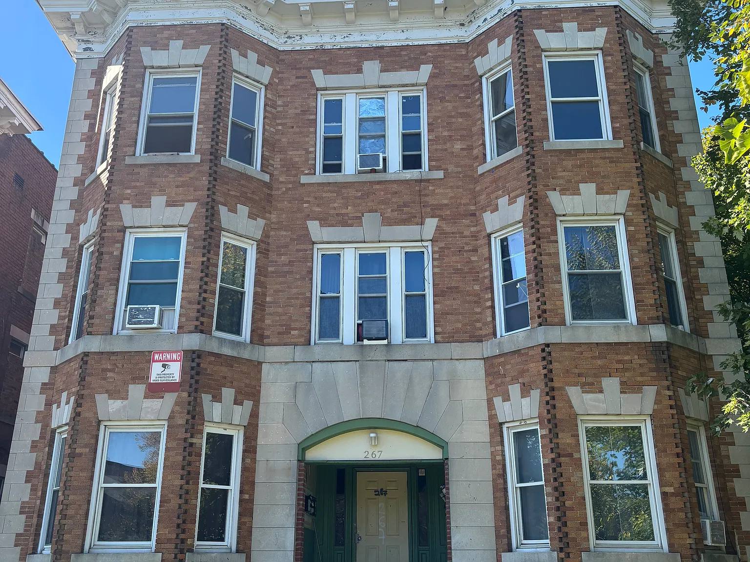 267 Wethersfield Ave — Photo 1