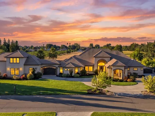 4953 Tudor Rose Gln, Stockton, CA 95212