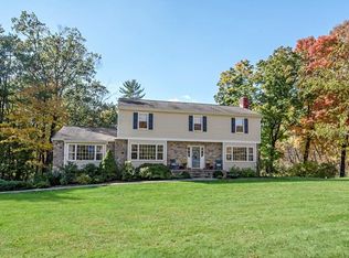 171 Farmingville Rd, Ridgefield, CT 06877