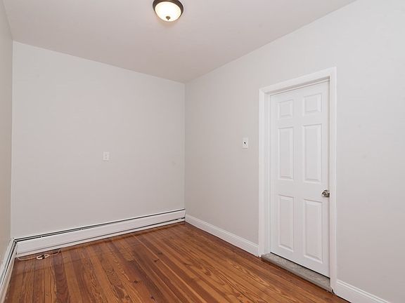 5th image of 4 Horace St Floor 3