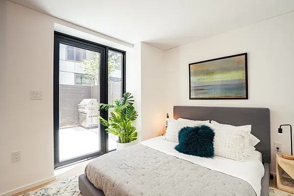 Rented by Triumph Property Group | media 16