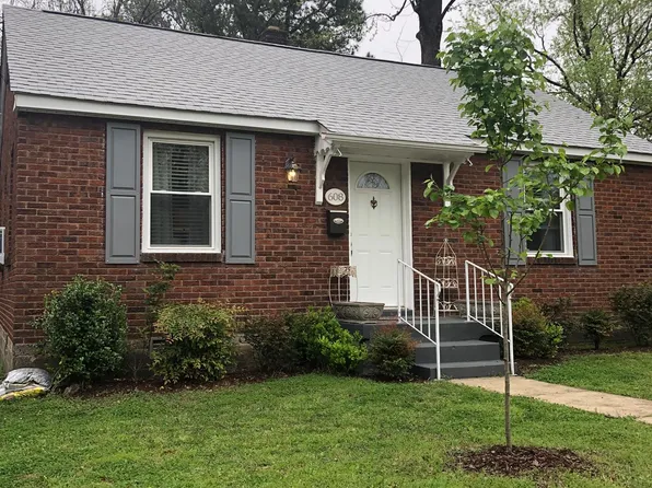 608 Jackson St, Paris, TN 38242