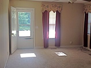 1016 Brown St, Paris, TN 38242