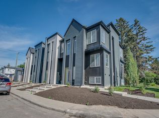 2708 25th Ave SW, Calgary, AB T3E 6N6