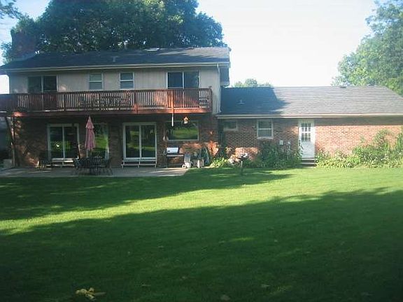2nd image of 5605 S 125th Cir