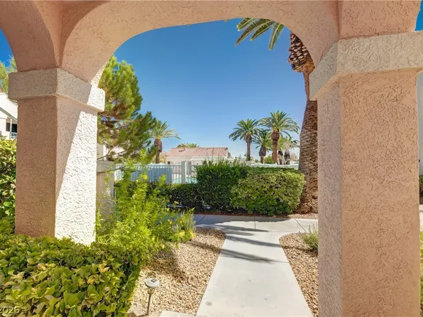 4835 S Torrey Pines Dr Unit 104, Las Vegas, NV 89103