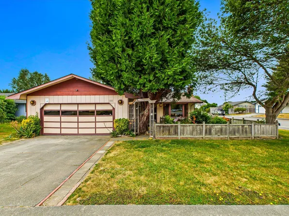 3473 Martha Ct, Arcata, CA 95521