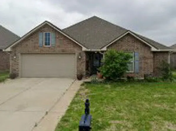 225 Long Hill Dr, Sulphur, LA 70665