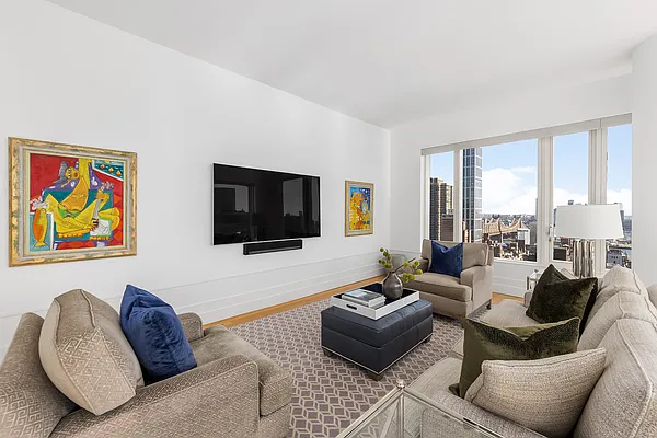 Rented by Corcoran | media 1