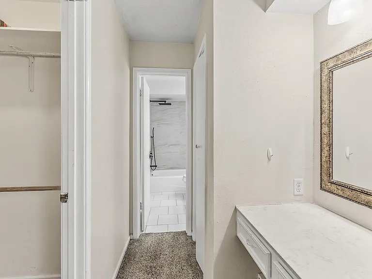 401 Woodmont Dr — Photo 23